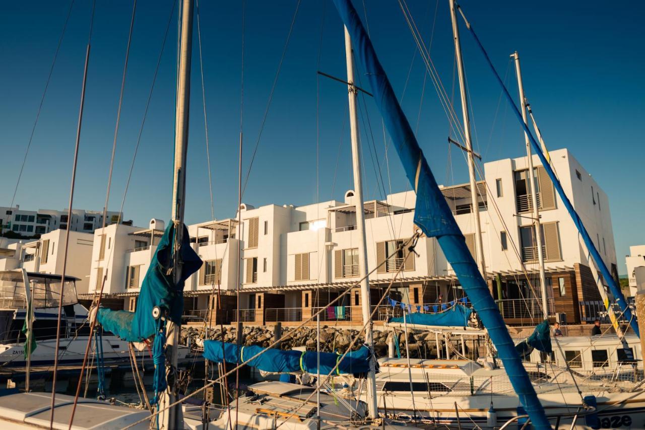 Club Mykonos Marina Village Langebaan Exterior foto
